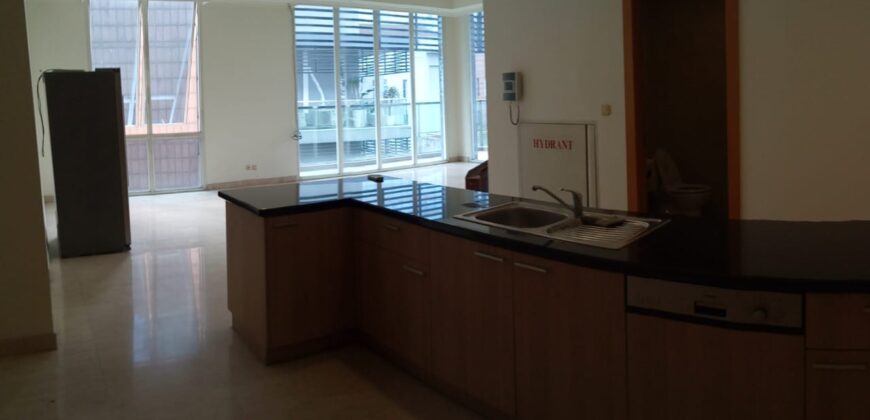 Penthouse Apartemen Sudirman Residence
