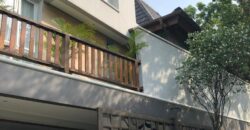 Rumah 4 Lantai di Pondok Indah
