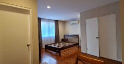 Townhouse cosy  american style di Kemang selatan