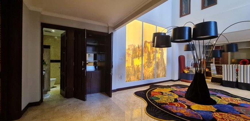 Very Prestigeous and luxury House in Menteng close to Thamrin