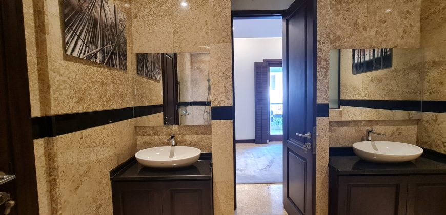 Very Prestigeous and luxury House in Menteng close to Thamrin