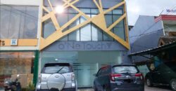 Ruko di Kemang Selatan Depan Jalan Raya Lokasi Strategis