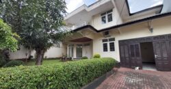 Rumah Klasik Area Kemang