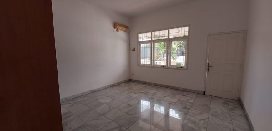 Rumah Klasik Area Kemang