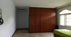 Rumah Lokasi Strategis di dalam Komplek Kemang Timur