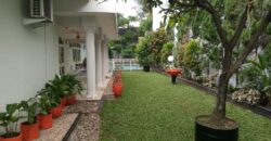Rumah Lokasi Strategis di dalam Komplek Kemang Timur