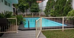 Rumah Lokasi Strategis di dalam Komplek Kemang Timur