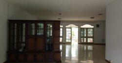 Rumah Lokasi Strategis di dalam Komplek Kemang Timur