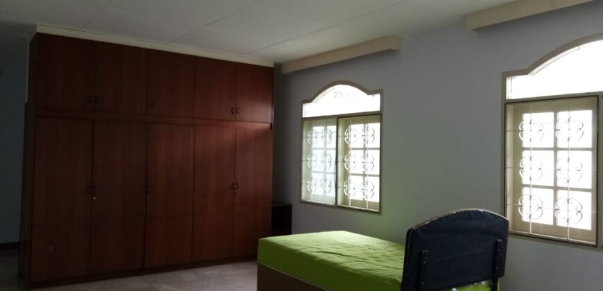 Rumah Lokasi Strategis di dalam Komplek Kemang Timur