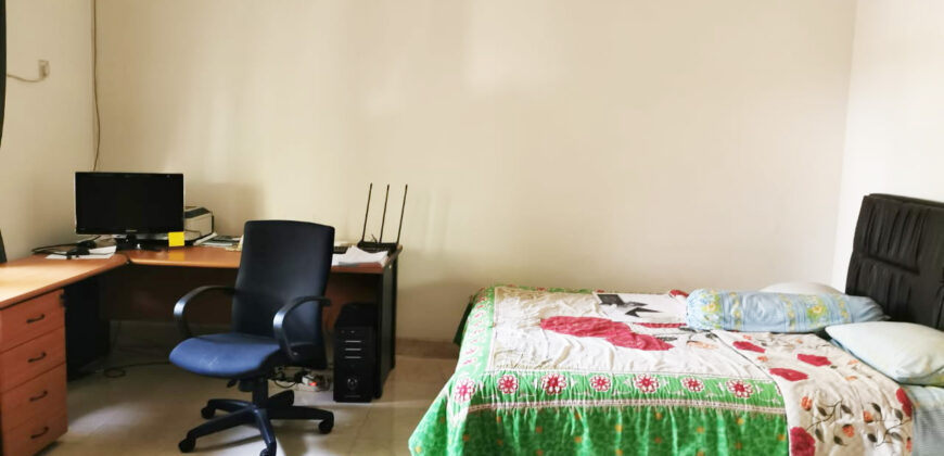Rumah Taman Luas di Kenanga Ampera