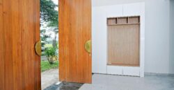Rumah Mewah di Vassa Lake Lippo Cikarang
