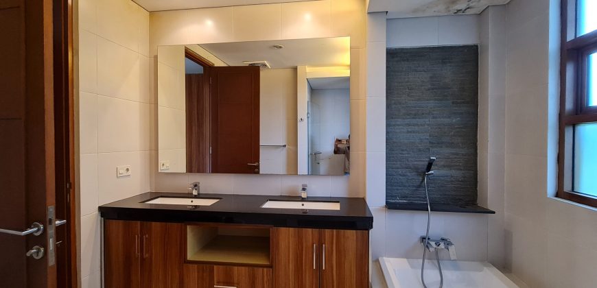 Modern House inside Secured Compound Pejaten Barat