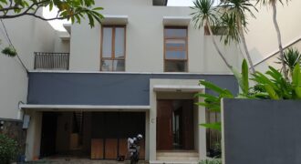Modern House inside Secured Compound Pejaten Barat