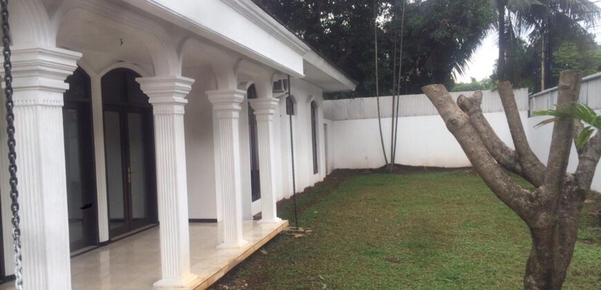 Disewakan Rumah 1 Lantai di Kemang Selatan, Jakarta Selatan