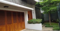 Rumah Modern di Kemang Selatan Posisi Hook