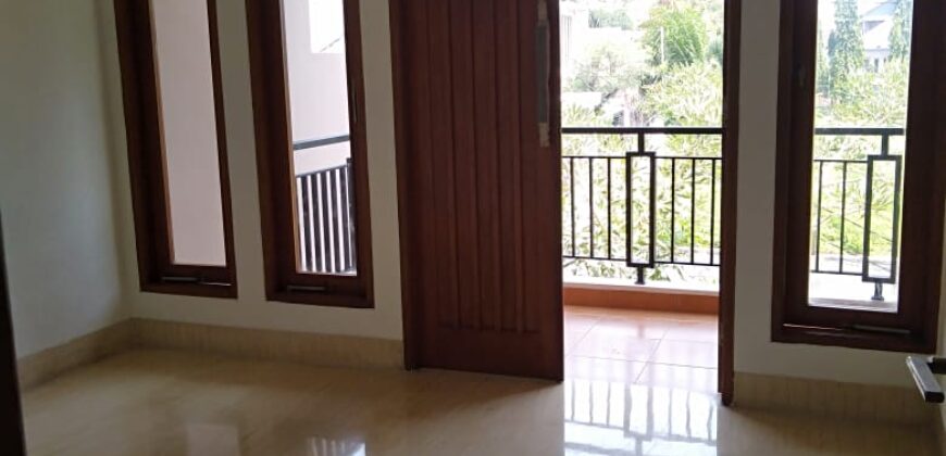 Rumah Modern Minimalis di kemang Timur