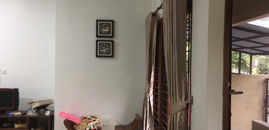 Exclusive Rumah Bintaro Jaya Sektor 9 Posisi Hook