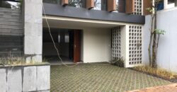 TOWNHOUSE ARCO KEMANG SEMI FURNISHED
