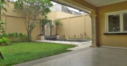 DISEWAKAN RUMAH COMPOUND DI PEJATEN BARAT LOKASI STRATEGIS