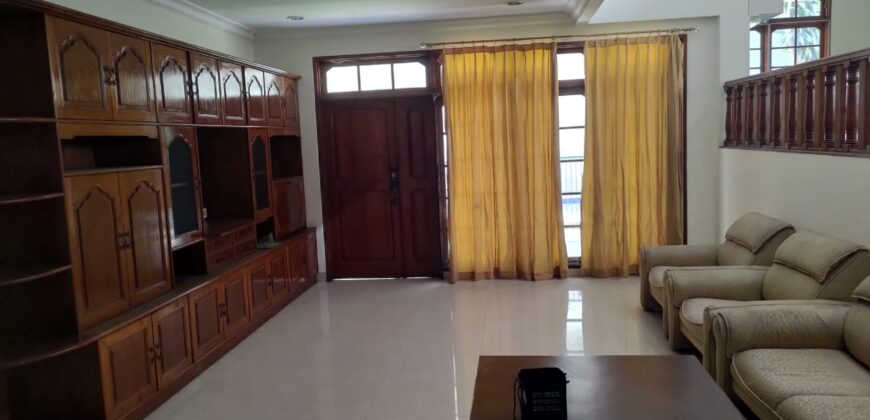 DISEWAKAN RUMAH DI PONDOK PINANG