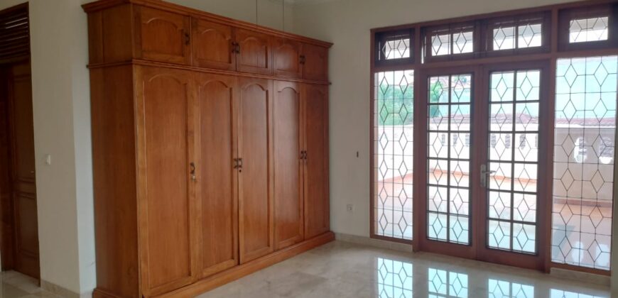 DISEWAKAN RUMAH DI PONDOK PINANG