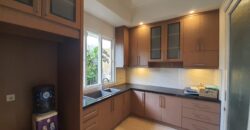 DIJUAL RUMAH MEWAH ASRI DI KEMANG LOKASI STRATEGIS TOWNHOUSE