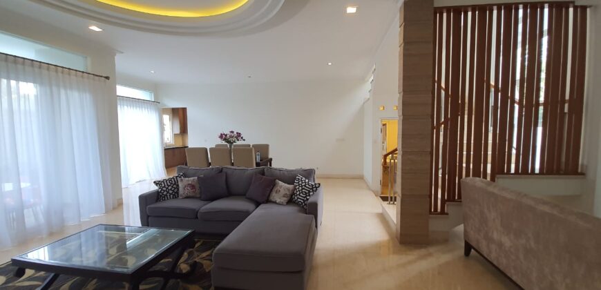DIJUAL RUMAH MEWAH ASRI DI KEMANG LOKASI STRATEGIS TOWNHOUSE