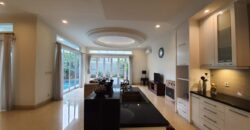 MODERN TROPICAL HOUSE RUMAH 2 ½ LANTAI DI AREA KEMANG