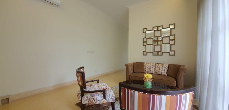 MODERN TROPICAL HOUSE RUMAH 2 ½ LANTAI DI AREA KEMANG