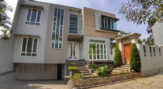 DIJUAL RUMAH ASRI MODERN DI KEMANG TIMUR DI EAST KEMANG RESIDENCE