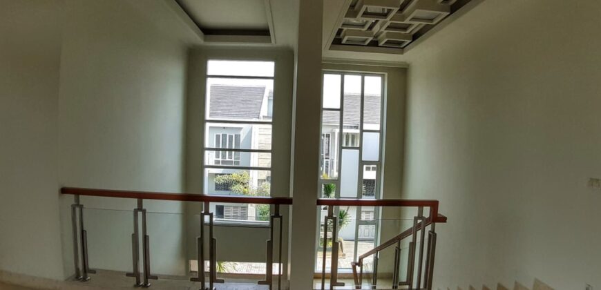 DIJUAL RUMAH ASRI MODERN DI KEMANG TIMUR DI EAST KEMANG RESIDENCE
