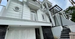 DIJUAL RUMAH MODERN ASRI DI KEBAYORAN BARU LOKASI STRATEGIS