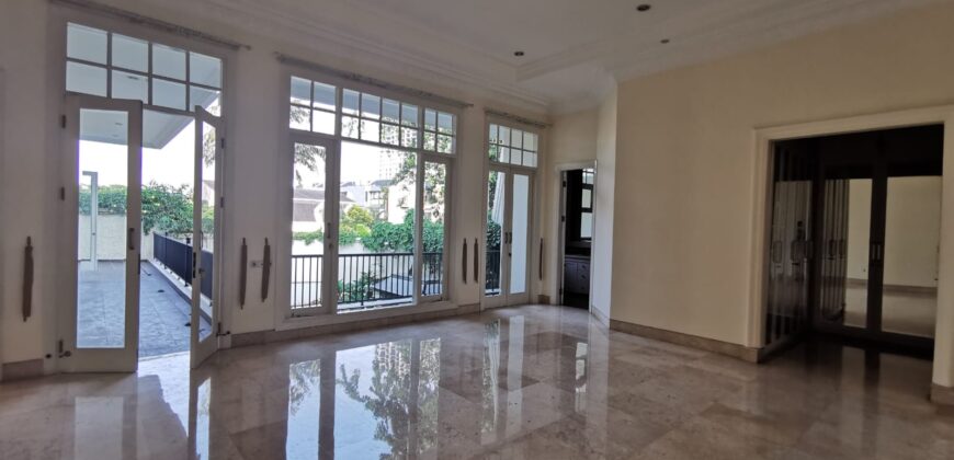 DISEWAKAN RUMAH TOWNHOUSE DI CILANDAK JAKARTA SELATAN