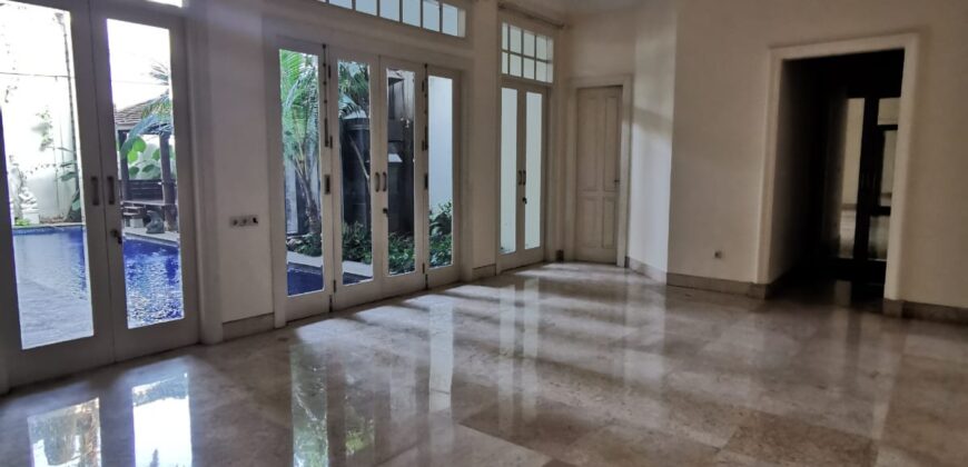 DISEWAKAN RUMAH TOWNHOUSE DI CILANDAK JAKARTA SELATAN