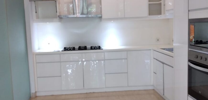DIJUAL RUMAH MODERN MINIMALIS DI CIPETE JAKARTA SELATAN
