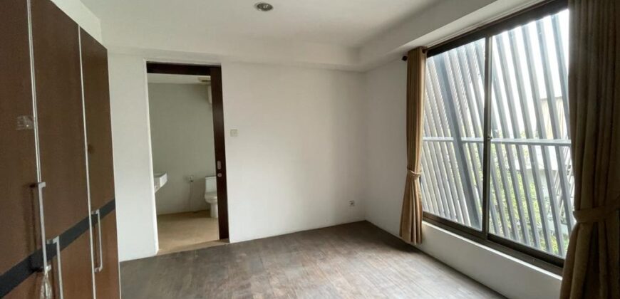 DISEWAKAN TOWNHOUSE DI JALAN BANGKA KEMANG JAKSEL