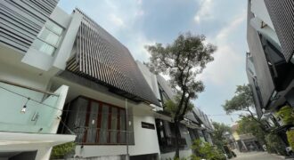 DISEWAKAN TOWNHOUSE DI JALAN BANGKA KEMANG JAKSEL