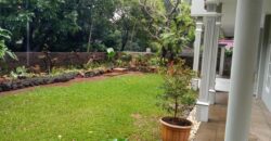 HIGH QUALITY AND SUPER PRESTIGE AREA KEBAYORAN BARU HOUSE
