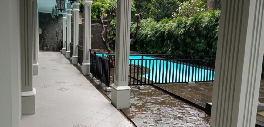 HIGH QUALITY AND SUPER PRESTIGE AREA KEBAYORAN BARU HOUSE