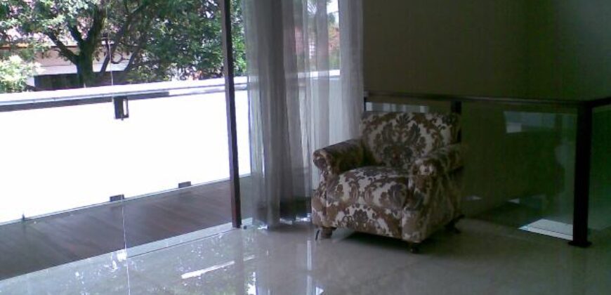 DISEWAKAN RUMAH PEJATEN BARAT, JAKARTA SELATAN