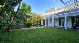 RUMAH MEWAH DI CILANDAK