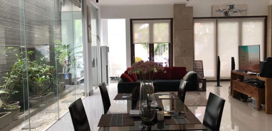 DIJUAL RUMAH KEMANG SELATAN BAGUS SIAP HUNI