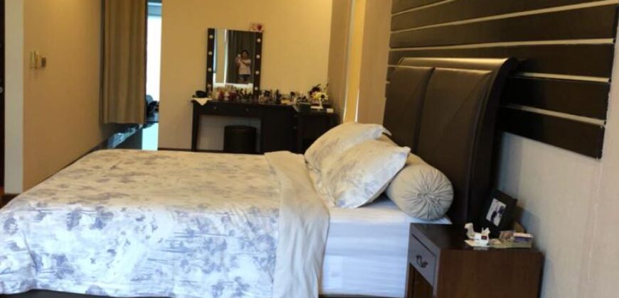 DIJUAL RUMAH KEMANG SELATAN BAGUS SIAP HUNI
