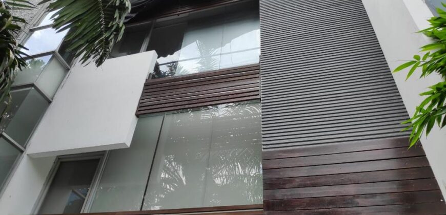 DIJUAL RUMAH KEMANG SELATAN BAGUS SIAP HUNI