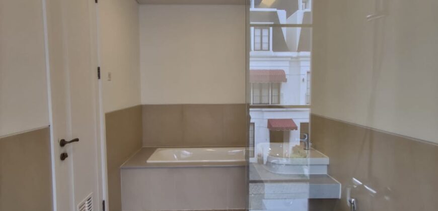 DIJUAL RUMAH TOWNHOUSE DI KEMANG TIMUR JAKARTA SELATAN