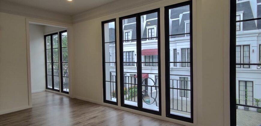DIJUAL RUMAH TOWNHOUSE DI KEMANG TIMUR JAKARTA SELATAN