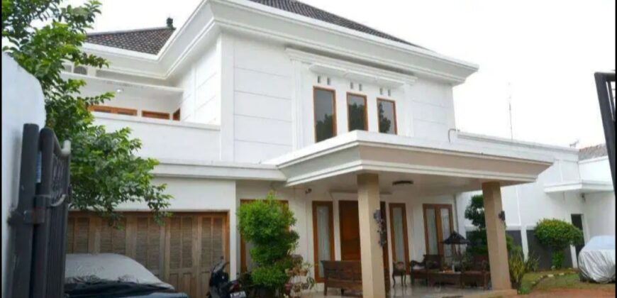 RUMAH MEWAH DI KAWASAN CINERE