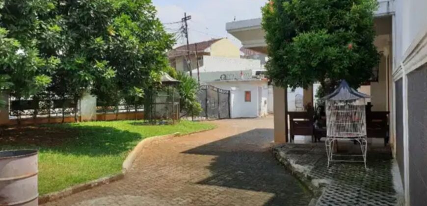 RUMAH MEWAH DI KAWASAN CINERE