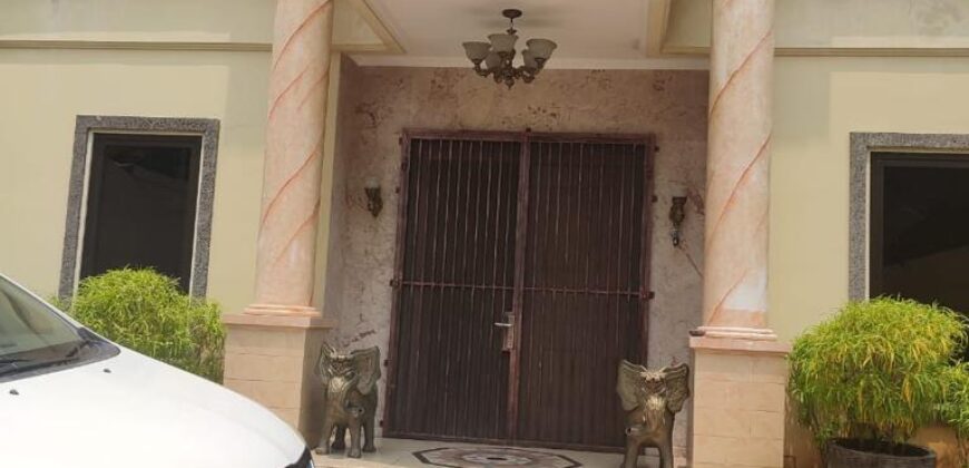 Dijual Rumah 3 Lantai di Pasar Baru Jakarta Pusat