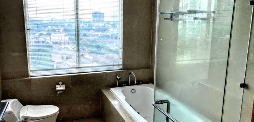 FOR RENT SENAYAN RESIDENCE SPECTACULAR VIEW GOLF